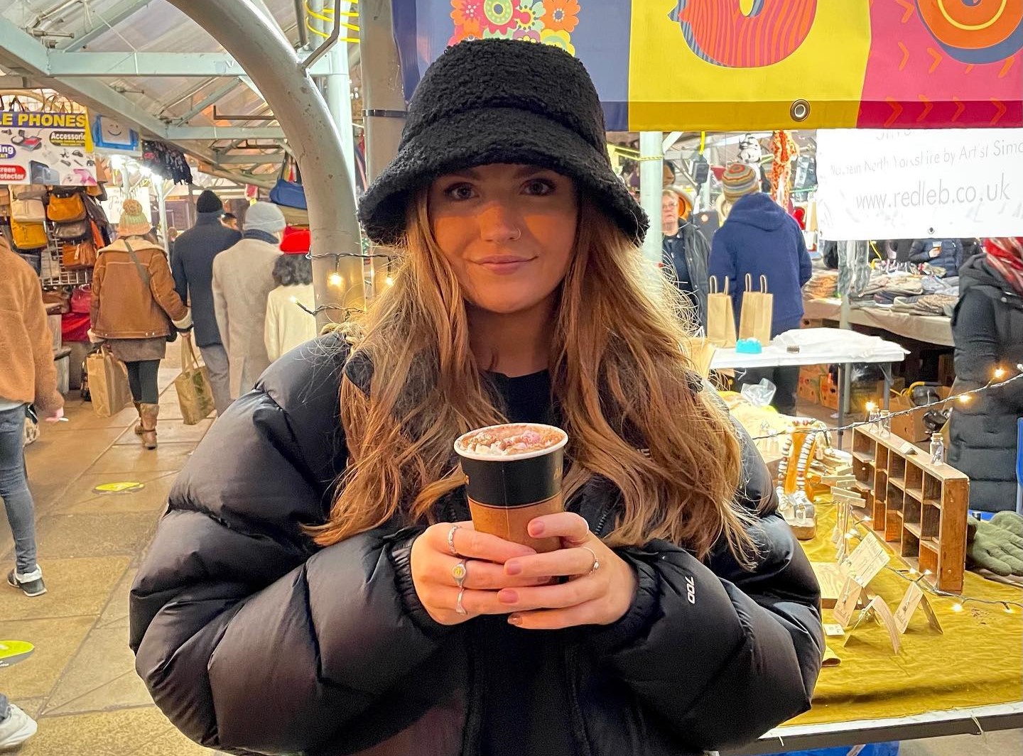 Unemployed for 3 months, Sophie Hill reveals how side hustles like surveys, mystery shopping, and UGC creation helped her stay afloat and now earn £200 extra monthly!