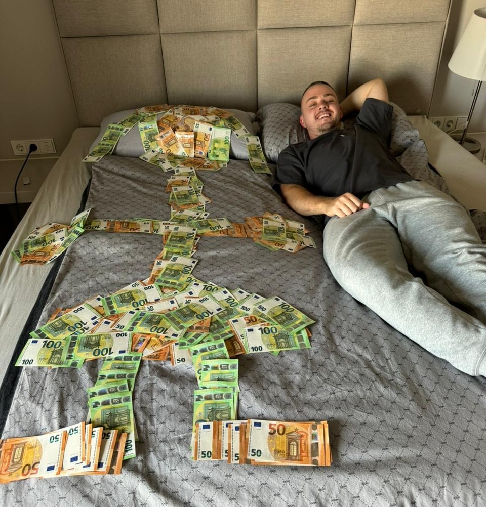 A YouTube ad turned a factory worker into a millionaire—Niko Dieckhoff quit his job, mastered dropshipping, and now works just 30 minutes a day.