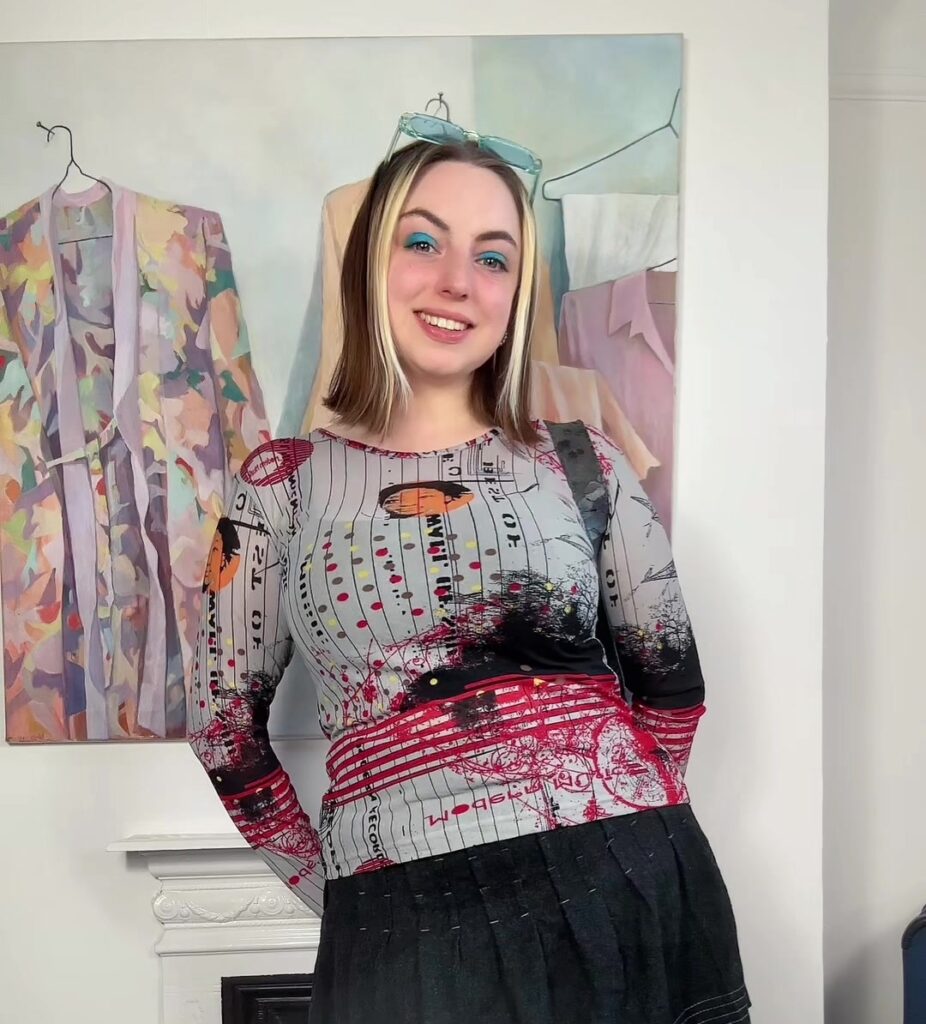 Anna Cash Davidson turned her passion for vintage fashion into a thriving side hustle, boosting profits by 130% in three months. Now, she shares her secrets to success.