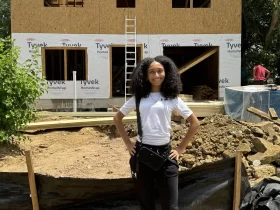 Alianna Hines, 15, is the youngest house flipper, earning £350K by transforming 12+ homes since age 8. Follow her inspiring journey in real estate and construction!